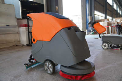 榮事達M61手推式擦地機 榮事達M61手推式洗地機.jpg