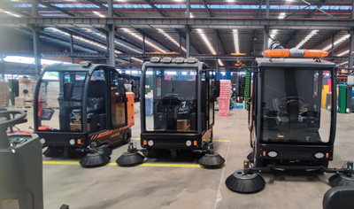 榮事達(dá)掃地車(chē) 榮事達(dá)掃地車(chē).jpg